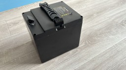 ΜΠΑΤΑΡΙΑ WATTA 48V 20AH ΤΕΧΝΟΛΟΓΙΑΣ ΛΙΘΙΟΥ ME ΦΟΡΤΙΣΤΗ 58.8V 3A